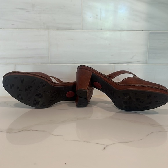 Clarks Artisan Collection Diane Distressed Leather Mule Size 8 - Picture 11 of 12